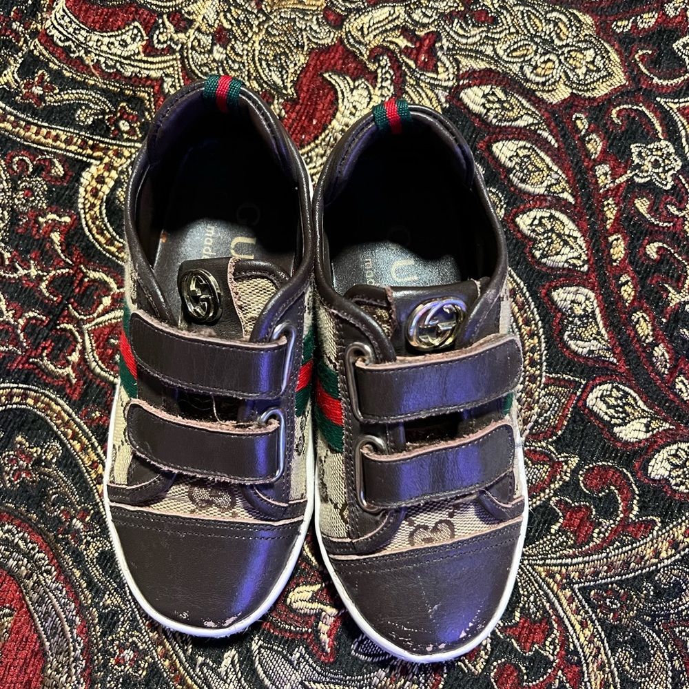 Gucci autentic unisex #27 en usa 9 preuso look puchers Asia